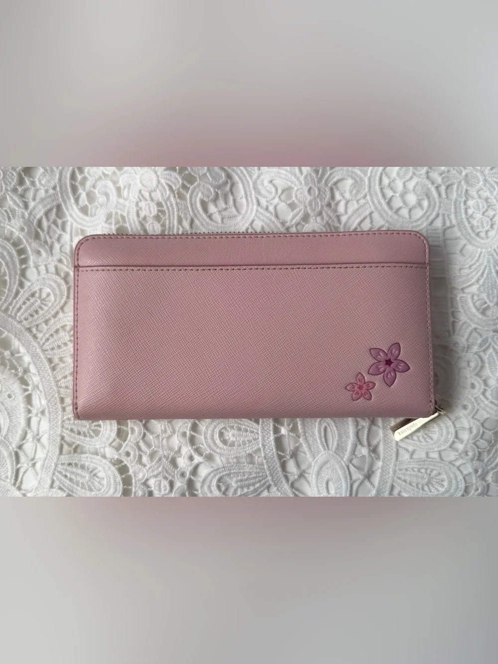 Kate Spade Hawaii Exclusive Hibiscus Zip Around Wallet